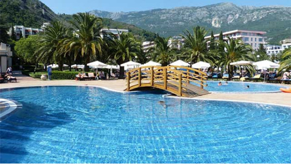 室外游泳池水處理如何達(dá)標(biāo)？